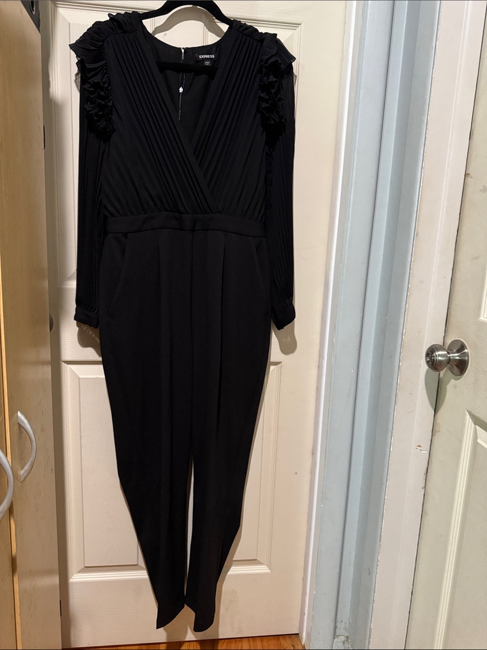 Express Black Pleated V-Neck Long-Sleeve Jumpsuit with Ruffled Shoulders